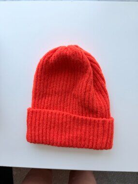 Stradivarius bright orange beanie hat